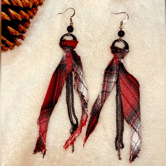 ⚫️Farmhouse Bling Plaid Fabric Rustic Boho Tassel Earring Shoulder Dusters OOAK - Picture 3 of 10